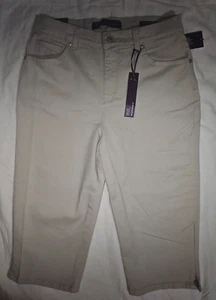 Women's Gloria Vanderbilt Amanda Honey Oat Beige Capri Pants Size 8 - Picture 1 of 4