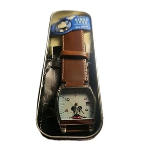 Orologio Walt Disney dal 1928 classico vintage Topolino al quarzo con data - Foto 1 di 5