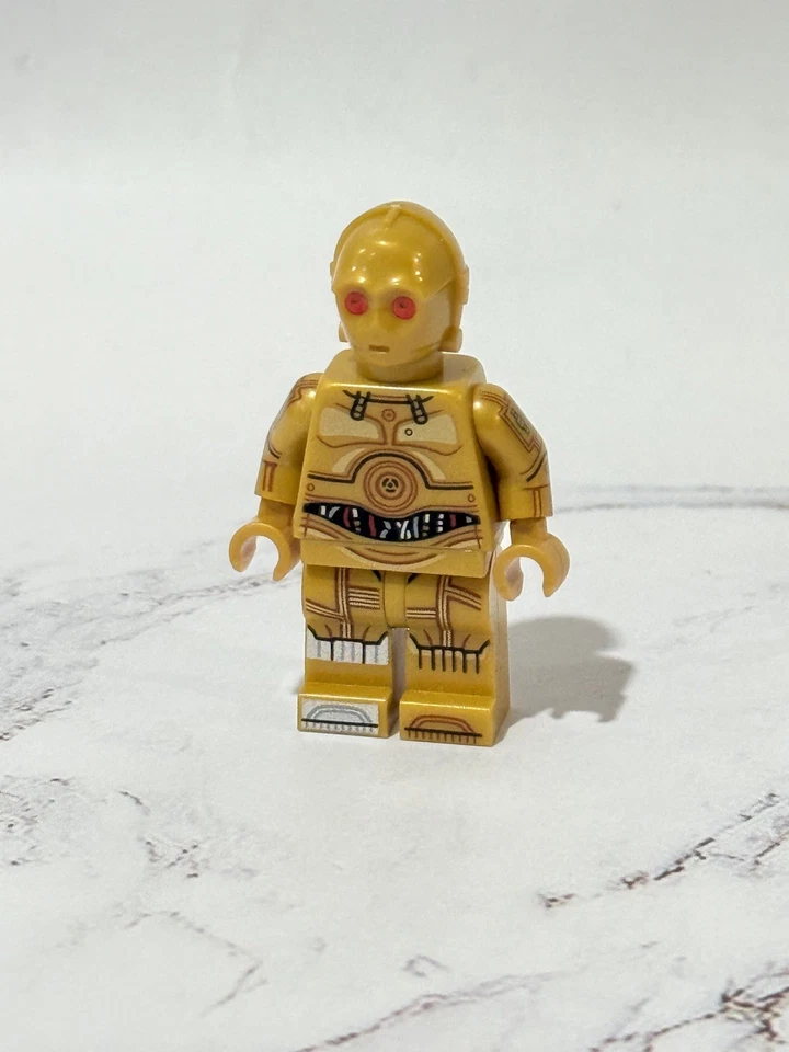 LEGO Star Wars C-3PO Minifigure Evil Red Eyes  - Image 1 of 1