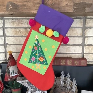 Weihnachtsstrumpf D&F Designs Baum lila rot Bommeln gelb rosa grün - Bild 1 von 3