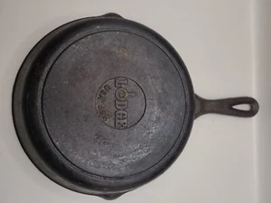 LODGE 8 Inch Cast Iron Skillet USED Great Condition - Picture 1 of 9