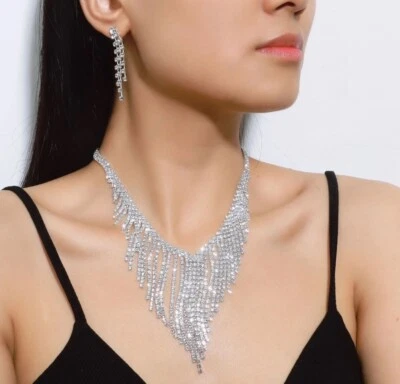 Lujoso conjunto de aretes collar hueso collar diamante completo Foto 1 de 4