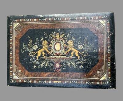 Escritorio de viaje victoriano antiguo vintage decorado con tintero Foto 1 de 4