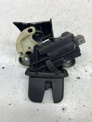 Cerradura portón trasero tapa maletero Audi A6 S6 C6 4F 2006 4F5827505D DRA12646 Foto 1 de 3