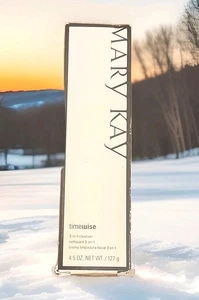 New Mary Kay TimeWise 3 in 1 Cleanser 4.5 oz NIB - Picture 1 of 4