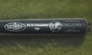 Yankee Stadium 2014 Louisville Slugger 30" Black Wood Bat Day Giveaway 1.06.2014 - Bild 1 von 6
