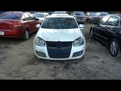 Wash Reservoir Station Wgn Fits 05-14 JETTA 1087705 - Image 1 of 4