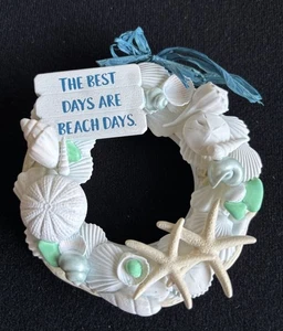 Hallmark Keepsake Ornament: A Day at The Beach ( Sea Shell Wreath) In Box 2021 - Picture 1 of 7