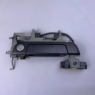 Оригинальная передняя правая наружная дверная ручка 92-99 BMW 318 323 325 328 M3 1 штекер - Изображение 1 из 4