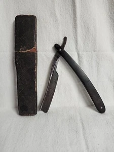Embossed Vintage Straight Razor With Case Detroit MI Beautiful - Picture 1 of 18
