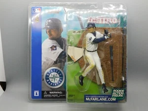 2002 MCFARLANE FIGURES Ichiro Rookie 2002 MARINERS HOF - Picture 1 of 3
