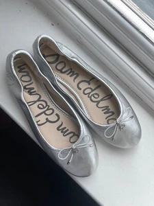 Sam Edelman Felicia Silver Ballet Flats - Picture 1 of 3