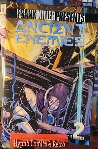 Frank Miller Presents - ANTICI NEMICI #2 - 1° STAMPA 25/01/23 (W) Dan DiDio - Foto 1 di 1