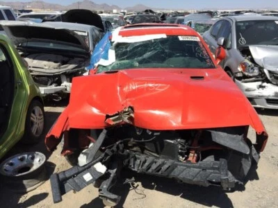 Motor de arranque usado serve: 2013 Dodge Challenger 5.7L RWD grau A - Imagem 1 de 4