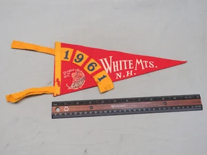 Pennant vintage 1961 White Mountains New Hampshire in feltro - Foto 1 di 2