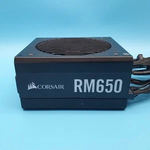 Corsair 650W RM650 80 Plus Gold Vollmodulares Netzteil - Bild 1 von 5