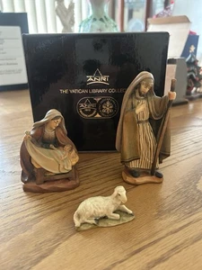 ANRI Holy Land Nativity Vatican Library Collection Mary Joseph Jesus Lamb Set - Picture 1 of 4