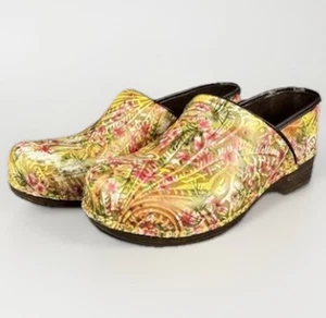 Zuecos Dansko XP Mujer 41 Floral Tropical Profesional Enfermería Comodidad EE. UU. 10.5/11 - Imagen 1 de 14