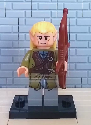 LEGO The Lord of the Rings 9473 Legolas - Olive Green Robe Minifigure! - Image 1 of 4