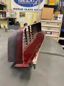 1972-74 Dodge Challenger R/T SE Grille MoPar E-Body - Picture 1 of 4