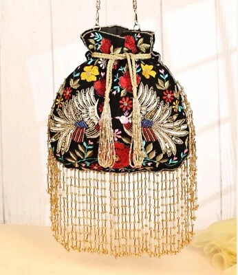 Bolso Ramla bordado para mujer negro Mumbai hecho a mano Foto 1 de 4