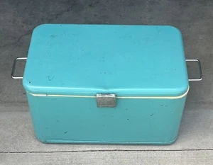 VINTAGE HOLIDAY PICNIC CAMPING METAL ICE CHEST COOLER by Thermos robin egg Blue - Picture 1 of 16