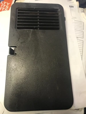 Nissan Pathfinder 1992 cubierta de compartimento de almacenamiento trasero izquierdo ~ gris Foto 1 de 2