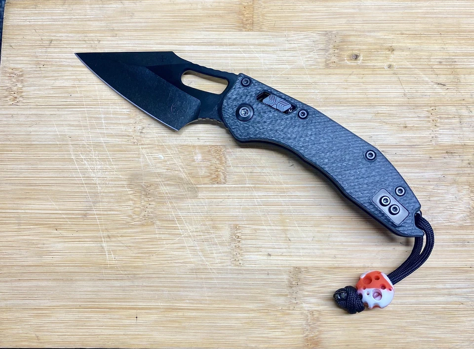 NEW Microtech Stitch-Ram-Lok Carbon Fiber Black DLC M390 Smooth Wharncliffe - Image 1 of 4