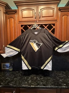 MAGLIA HOCKEY PITTSBURGH PENGUINS NHL #2 KOBE taglia 2XL XXL USATA IN OTTIME CONDIZIONI - Foto 1 di 9