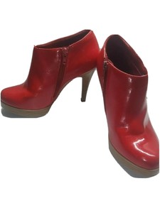 qupid red booties