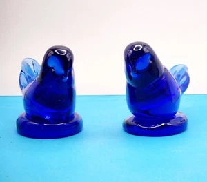 Vtg. Colbalt Blue Glass Bluebirds, Set of 2, 4" Long - Picture 1 of 9