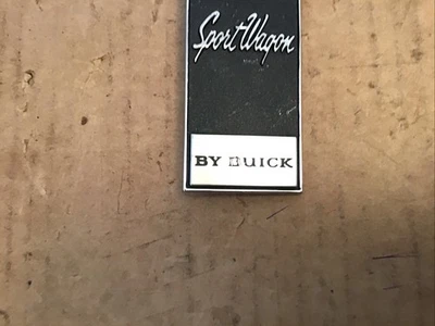 Buick Sport Wagon 1968 panel de puerta emblema nuevo de stock Foto 1 de 3