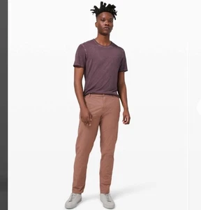 Pantalones Lululemon Commission para hombre talla 34 X 31 tierra teñido arcilla clásicos - Imagen 1 de 6