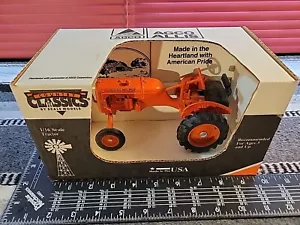 Ertl Allis Chalmers B 1/16 Diecast Tractor Replica Collectible By Scale Models - Picture 1 of 6