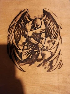 Betender Engel Lasergravur Holz Wandkunst 11"x14" - Bild 1 von 1