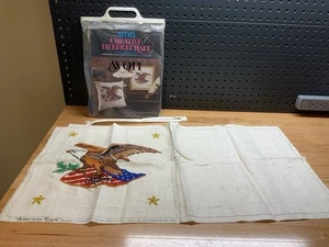 Vintage 1973 Avon AMERICAN EAGLE Needlepoint Pillow Top 14 X 14 Completed - Picture 1 of 13