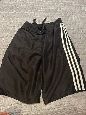 Bañador Adidas negro para niños talla 8-10 Foto 1 de 4