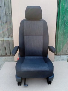 Asiento con base VW T5 T6 T6.1 Transporter Caravelle asiento delantero pasajero ladrillos - Imagen 1 de 7