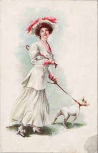Cartolina Terrier Cane Bianco Vestito Donna G50 - Foto 1 di 2