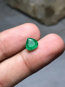 1.45 Ct Emerald Natural High Quality Emerald Cut Green Gemstone From Swat - Picture 1 of 9
