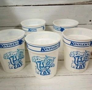 Vintage Kentucky Wildcats Plastic Cups Set of 5 UK Logo NCAA College Sports - Picture 1 of 8
