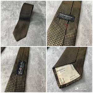 Vintage Macys Yves Saint Laurent Men's Geometric Silk Neck Tie !! - Picture 1 of 11