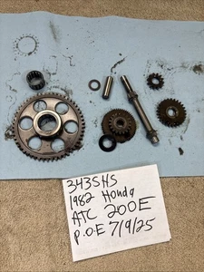 1982 Honda ATC 200 E engine starter motor gears 343 - Picture 1 of 10