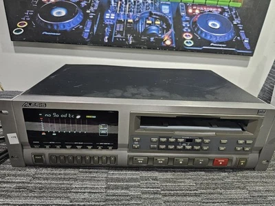 K999 Alesis ADAT XT 8 Track Digital Audio Player Recorder - Not Fully Tested - Image 1 of 4