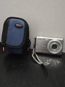 Casio Exilim 7.2 Mega Pixel Camera With Bag - Picture 1 of 5