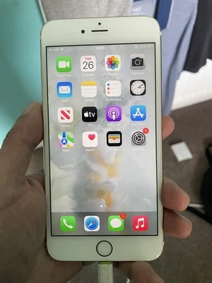 iPhone 6s Plus - Rose Gold, 64GB, Unlocked - Image 1 of 4