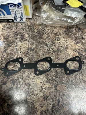 Junta coletora de escape Mopar 5175748AA (JEEP 07-09 etc) FRETE GRÁTIS!! - Imagem 1 de 3