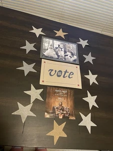 NEW Taylor Swift Folklore Cats Christmas Card And Vote Postcard Rare - Picture 1 of 3