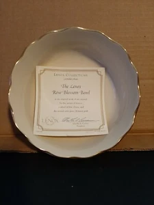 "Tazón en relieve Lenox flor rosa bordes festoneados con borde de oro 24K, certificado de autenticidad 5,5" - Imagen 1 de 5