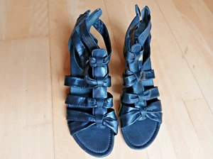 Schwarze Sandalen, von Ellen Blake, Gr. 41, Leder, mit kleinem Absatz - Bild 1 von 3